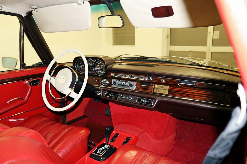 1971 Mercedes W109 300SEL 3.5